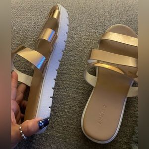 Cute platform sandals. Size 7